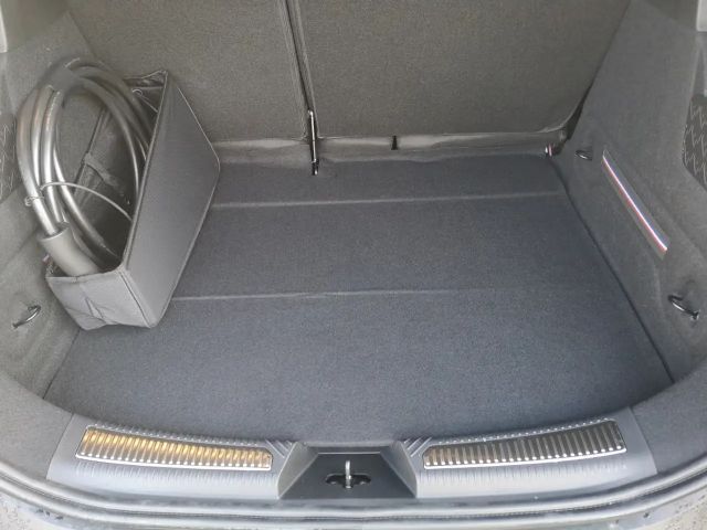 Renault 4 Comfort E-Tech Electric Iconic