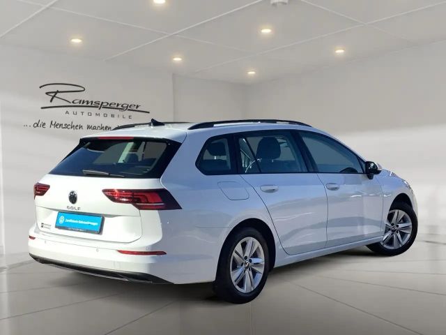 Volkswagen Golf 1.5 TSI Life Variant