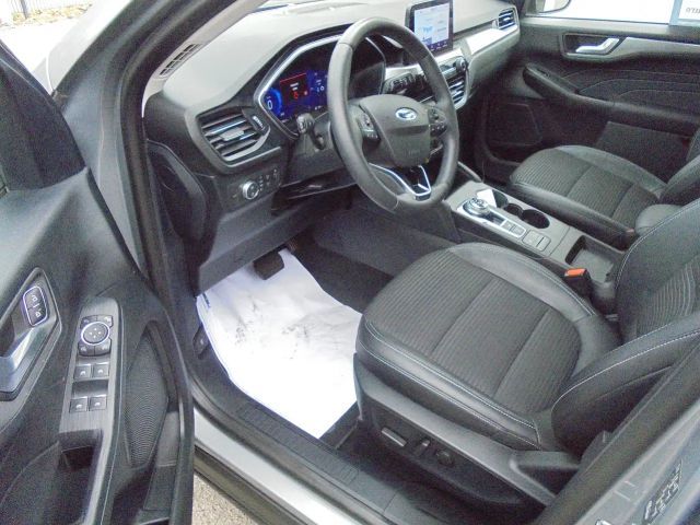 Ford Kuga AWD Hybrid Titanium X