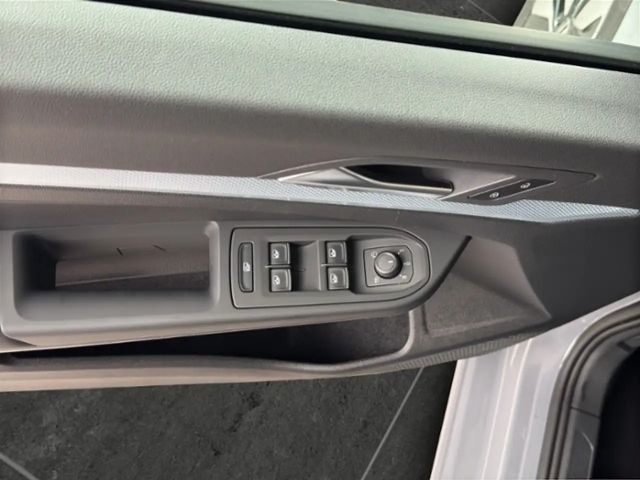 Volkswagen Golf 1.5 eTSI Golf VIII Variant