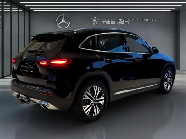 Mercedes-Benz GLA 200 Progressive