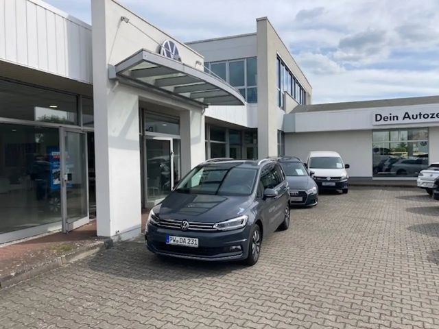 Volkswagen Touran 1.5 TSI DSG Move