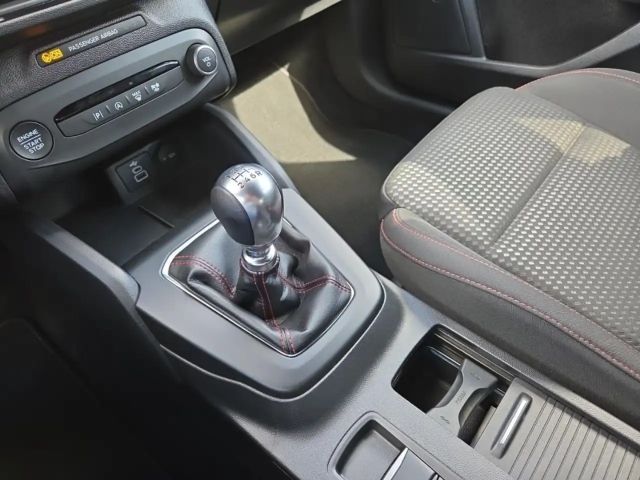 Ford Focus EcoBoost ST Line Wagon