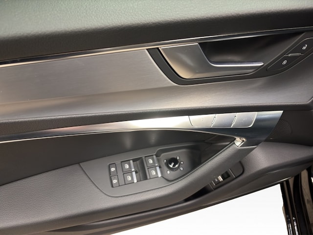 Audi S6 Avant Quattro