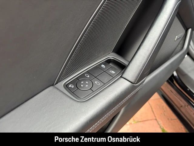 Porsche 992 4 Coupé GTS Targa