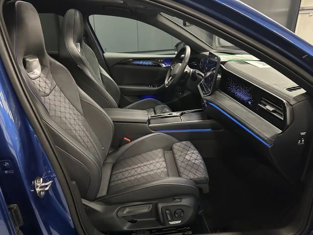 Volkswagen Passat 4Motion R-Line Variant