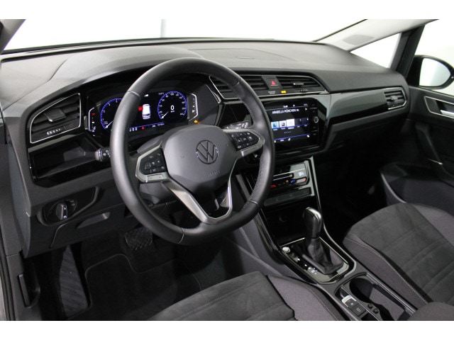 Volkswagen Touran 1.5 TSI DSG Highline