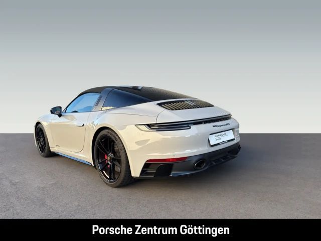 Porsche 992 4 Coupé GTS Targa