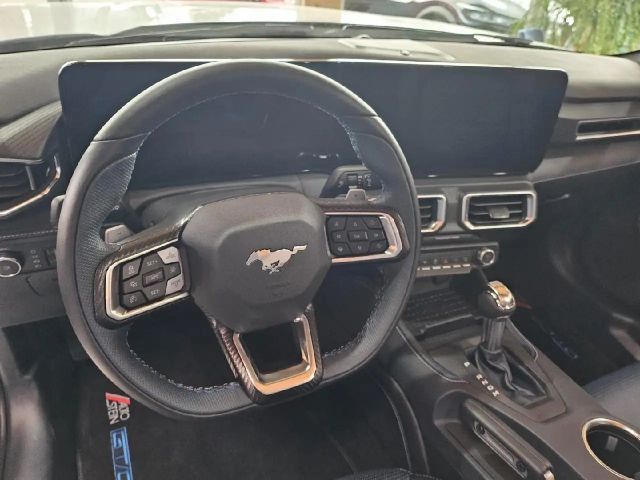 Ford Mustang Convertible GT 5.0 V8