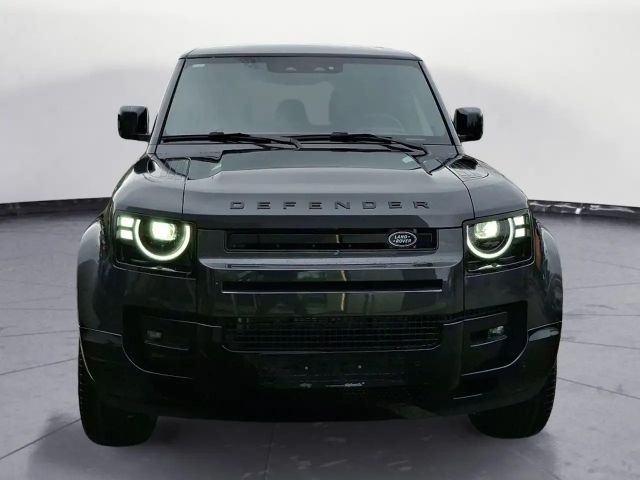 Land Rover Defender 110 Dynamic SE