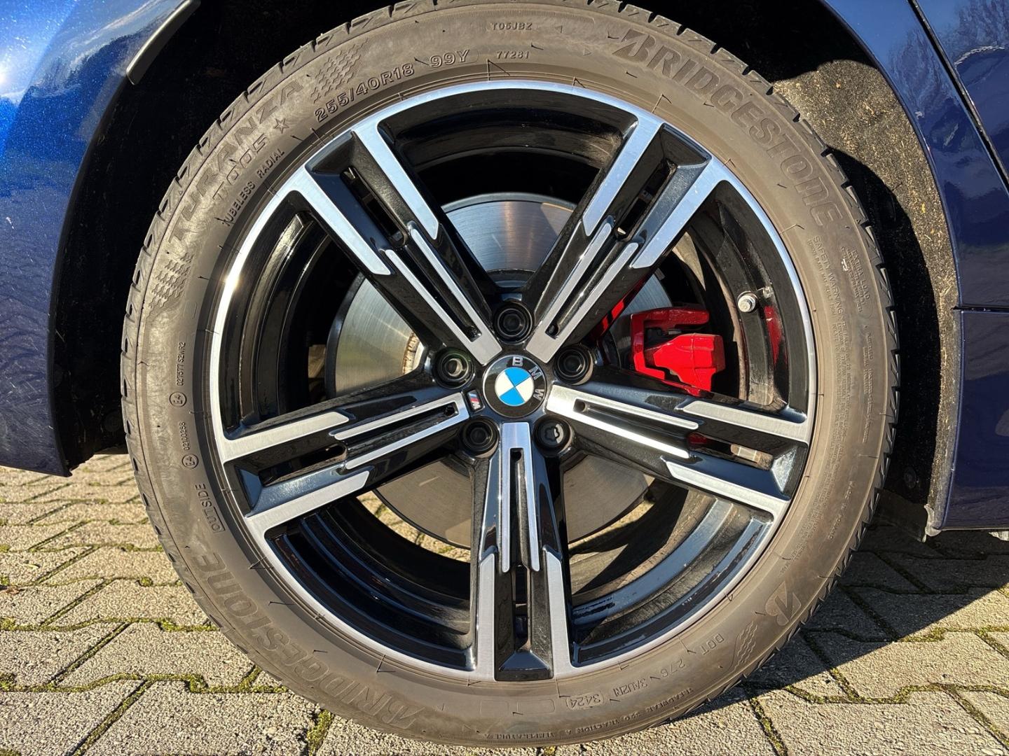 BMW 330 330e M-Sport Touring