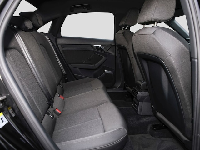 Audi A3 30 TFSI Sedan