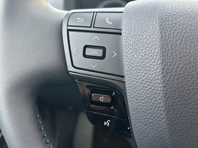 Toyota C-HR Active Plug-in