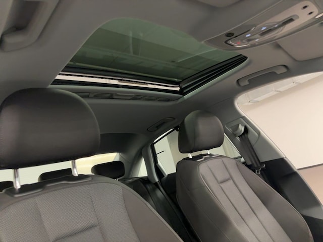 Audi A4 30 TDI S-Tronic Sedan