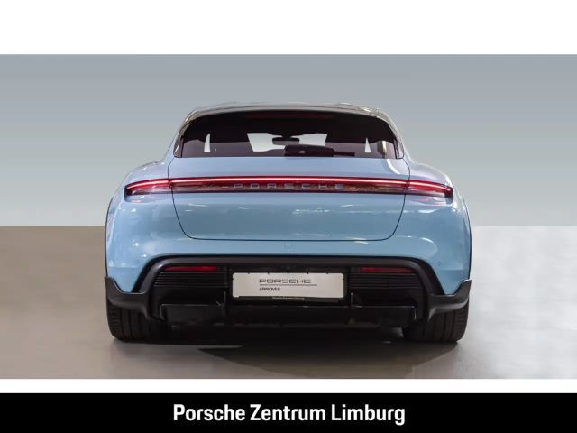 Porsche Taycan Cross Turismo Turbo