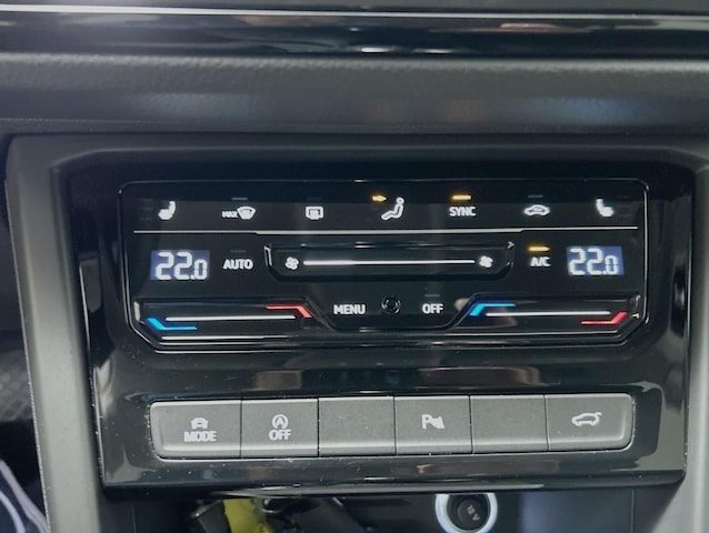 Volkswagen Touran 1.5 TSI DSG