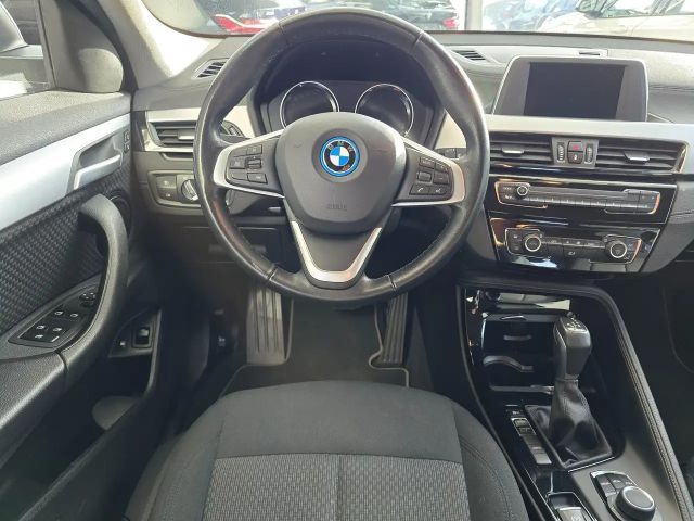 BMW X2 25e Hybrid Allrad Automatik LED/DAB-Tuner