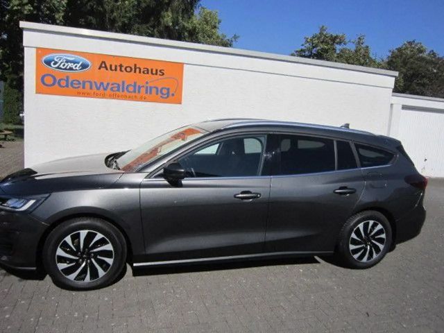 Ford Focus Titanium Wagon