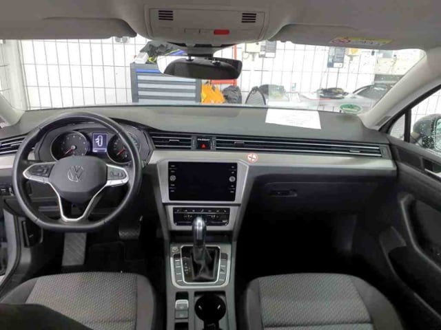 Volkswagen Passat 1.5 TSI DSG Variant