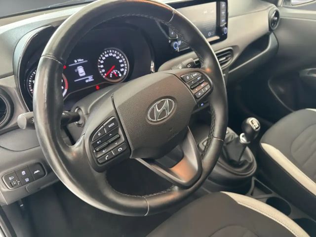 Hyundai i10 1.0