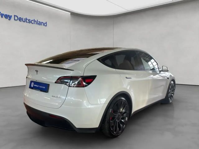 Tesla Model Y AWD Dual Motor Performance