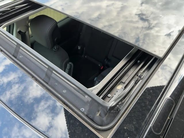 Land Rover Discovery D300 HSE