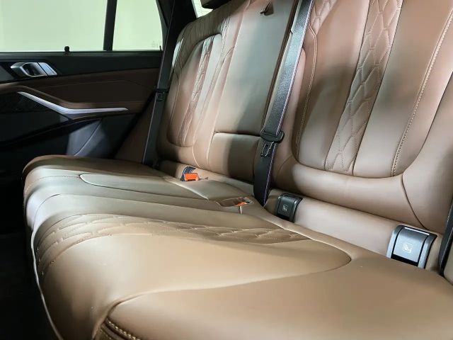 BMW X5 M60i xDrive