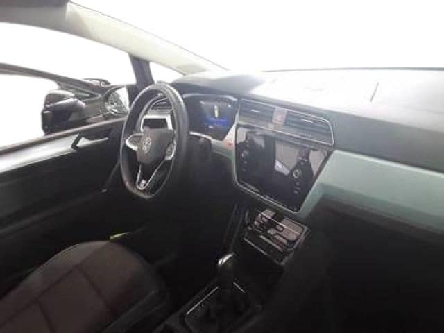 Volkswagen Touran 1.5 TSI DSG