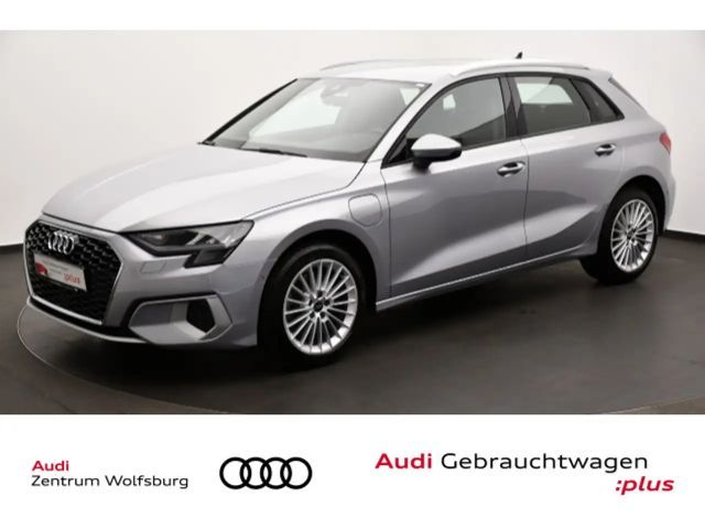Audi A3 40 TFSI Hybride S-Tronic Sedan