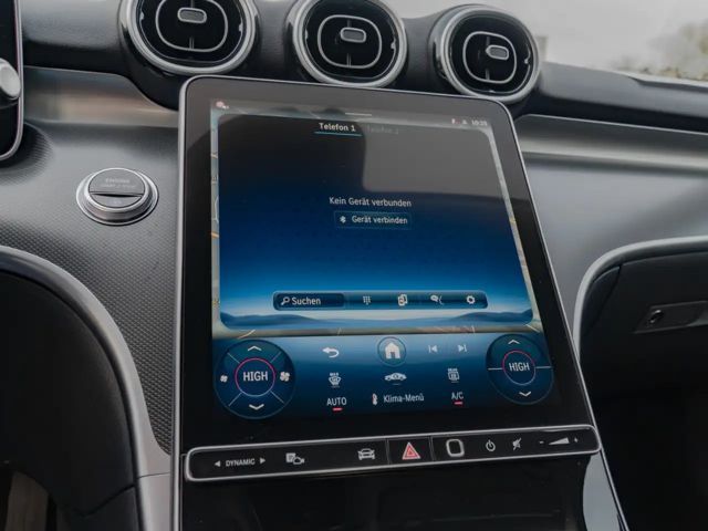 Mercedes-Benz C 180 AVANTGARDE Sedan