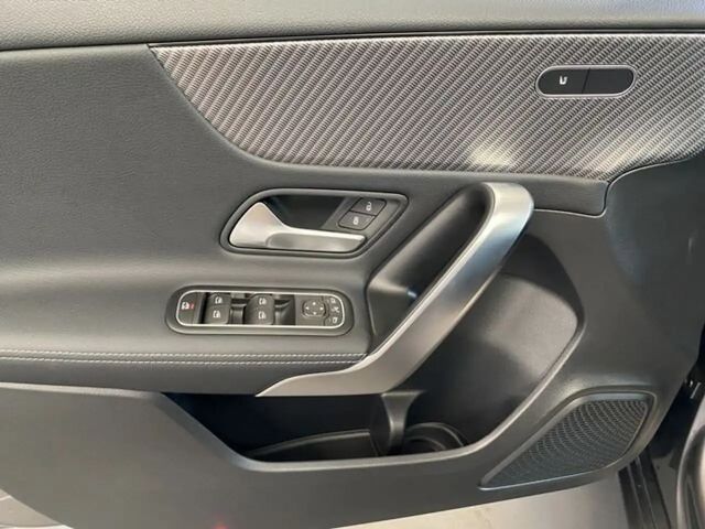 Mercedes-Benz A 200 Progressive