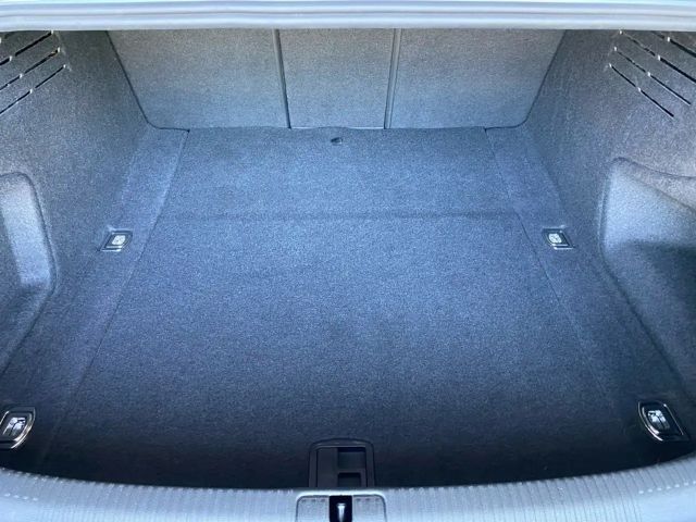 Audi A4 35 TFSI S-Line Sedan