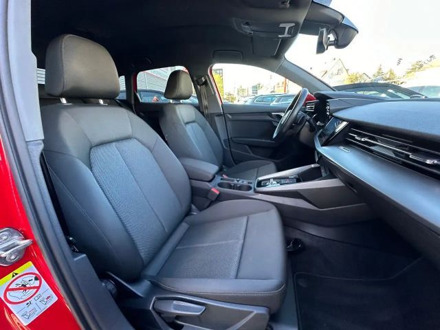 Audi A3 30 TFSI Sedan