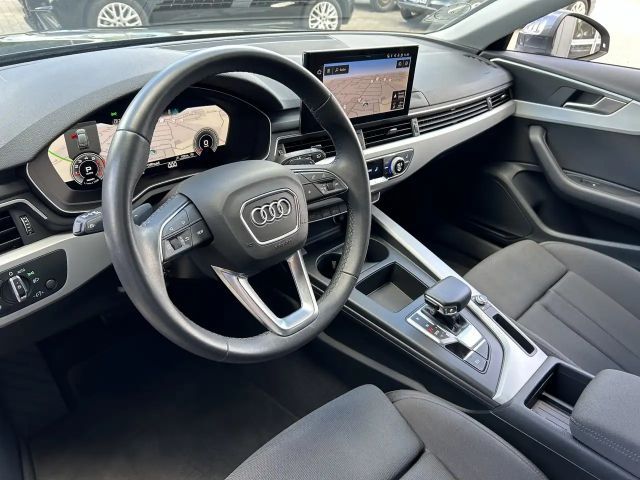 Audi A4 40 TFSI Avant S-Line