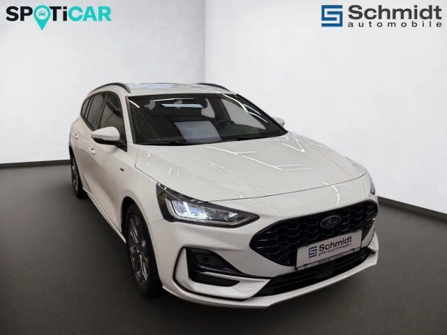 Ford Focus ST Line Wagon