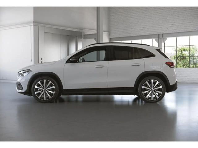 Mercedes-Benz GLA 200 Progressive