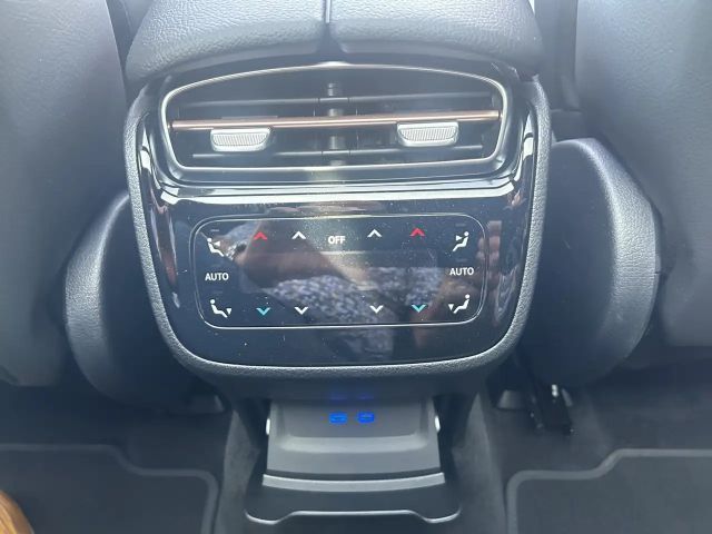 Mercedes-Benz EQE SUV AMG Line