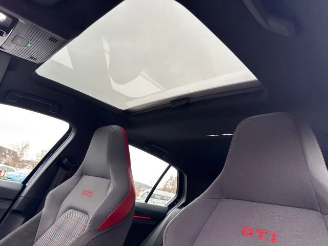 Volkswagen Golf 2.0 TSI GTI