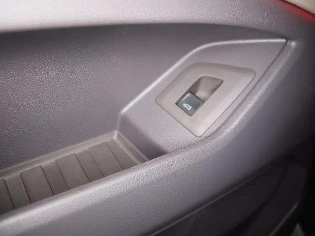 Volkswagen Multivan 2.0 TDI DSG Lang Style T7