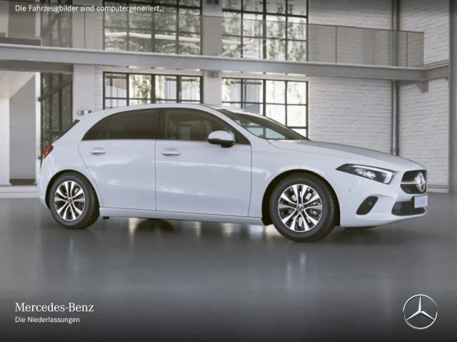 Mercedes-Benz A 180 A 180 d Style