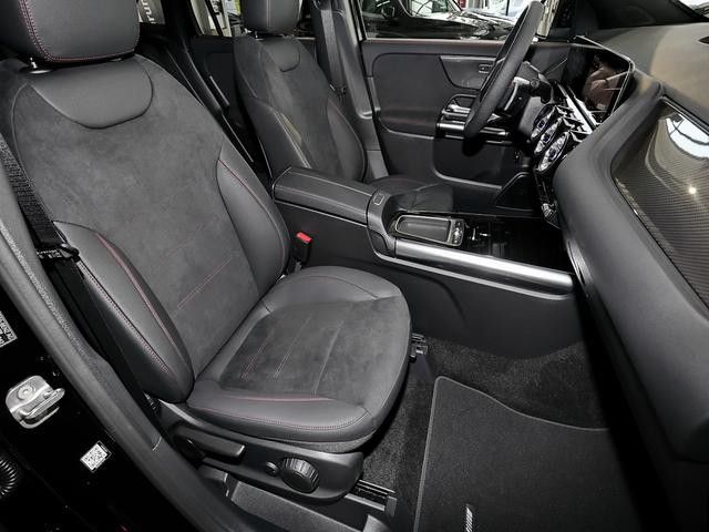 Mercedes-Benz GLA 200 AMG Line