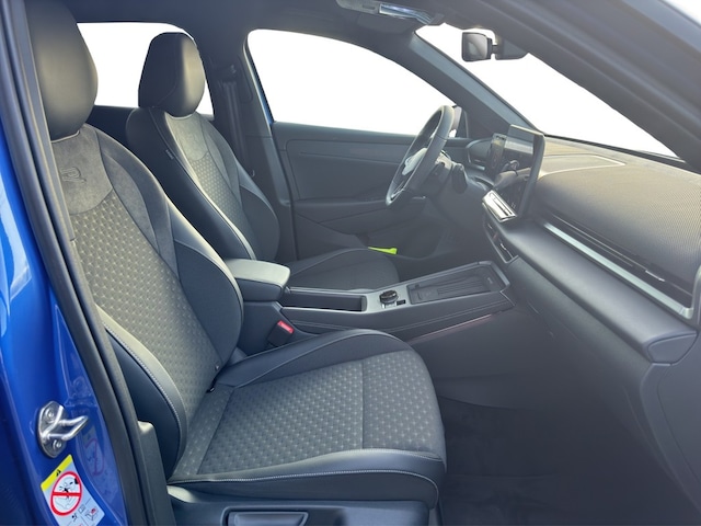 Volkswagen T-Roc 1.5 eTSI DSG IQ.Drive R-Line