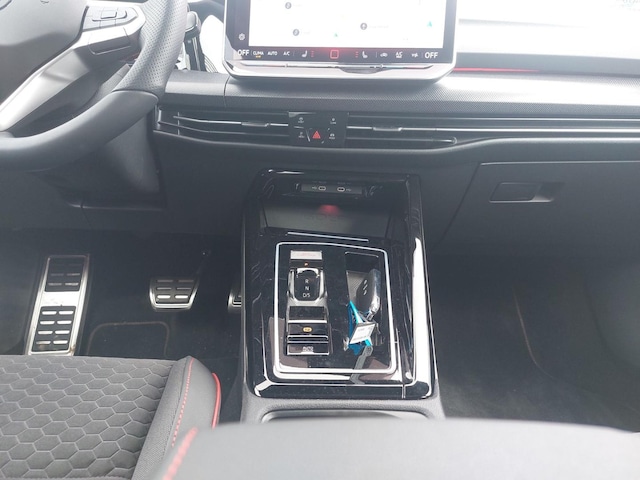 Volkswagen Golf 2.0 TSI DSG