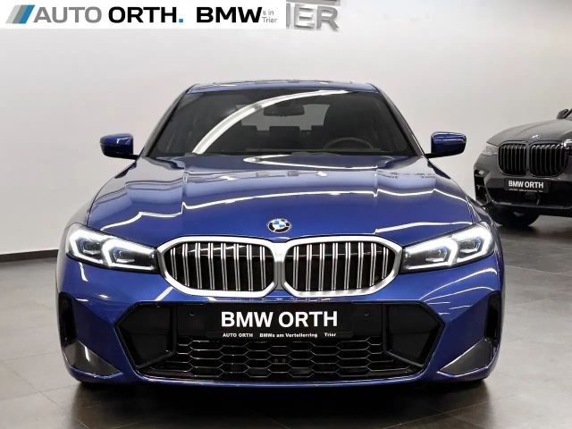 BMW 330 330i M-Sport Sedan xDrive