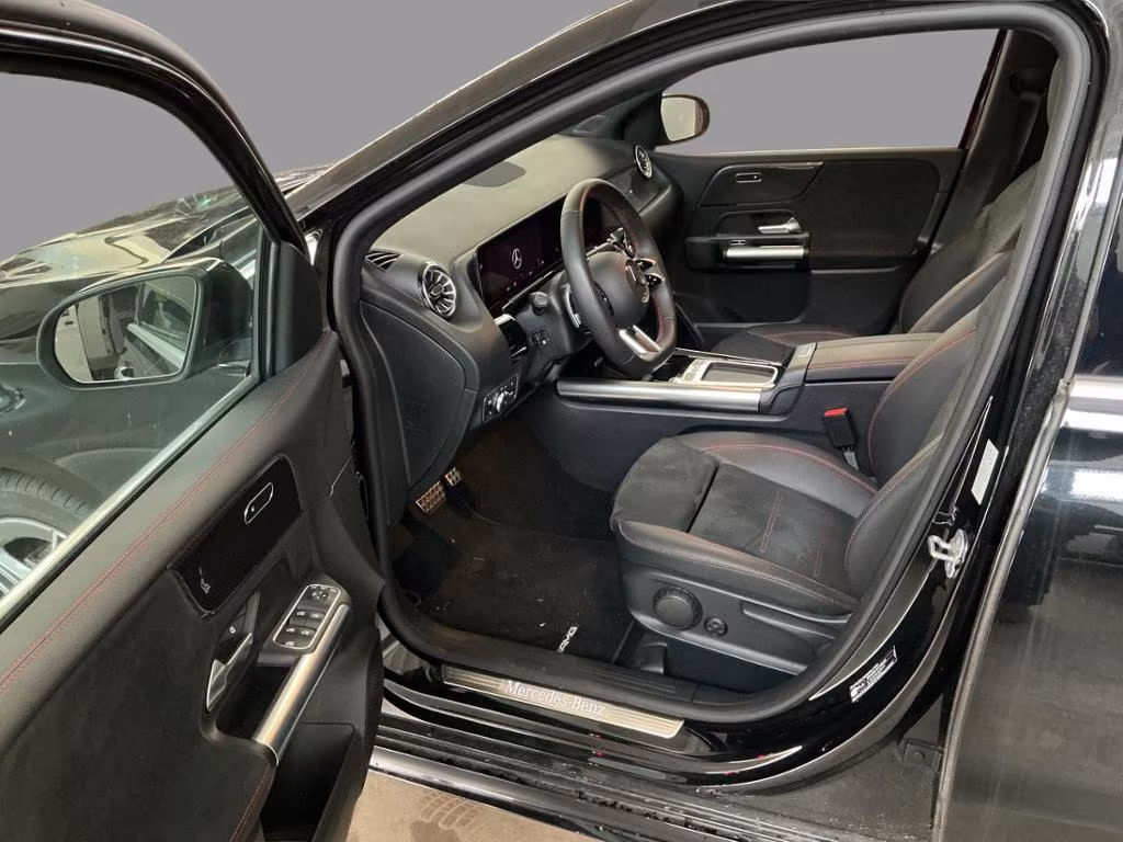 Mercedes-Benz B 200 AMG Line