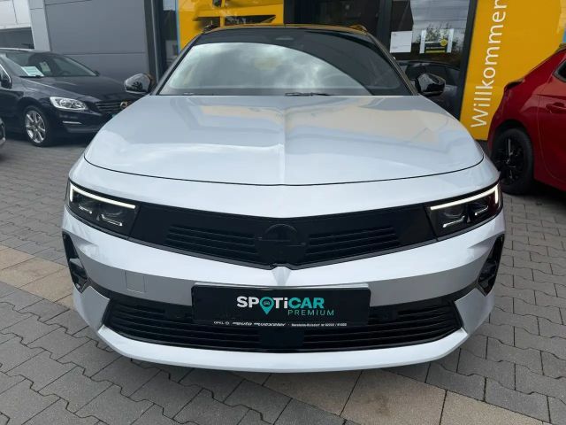 Opel Astra Sports Tourer Ultimate