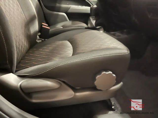 Mitsubishi Space Star Star