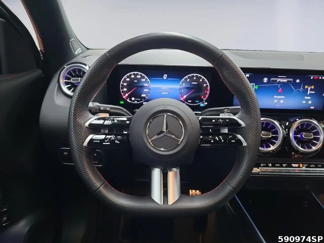 Mercedes-Benz GLA 220 4MATIC AMG Line