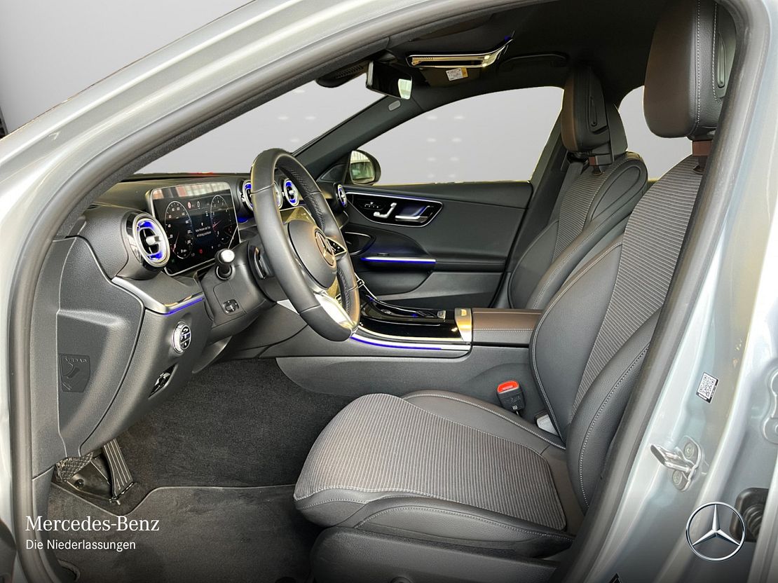 Mercedes-Benz C 180 AVANTGARDE Sedan