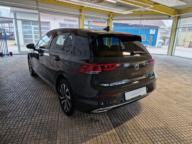 Volkswagen Golf 1.5 TSI